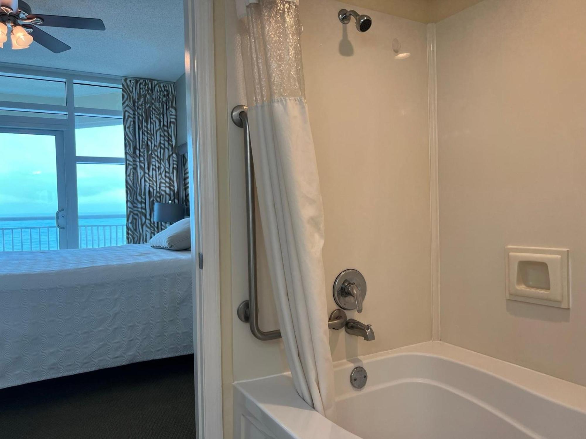 2501 S Ocean Blvd, 0811 - Ocean Front Sleeps 6 Villa Myrtle Beach Bagian luar foto
